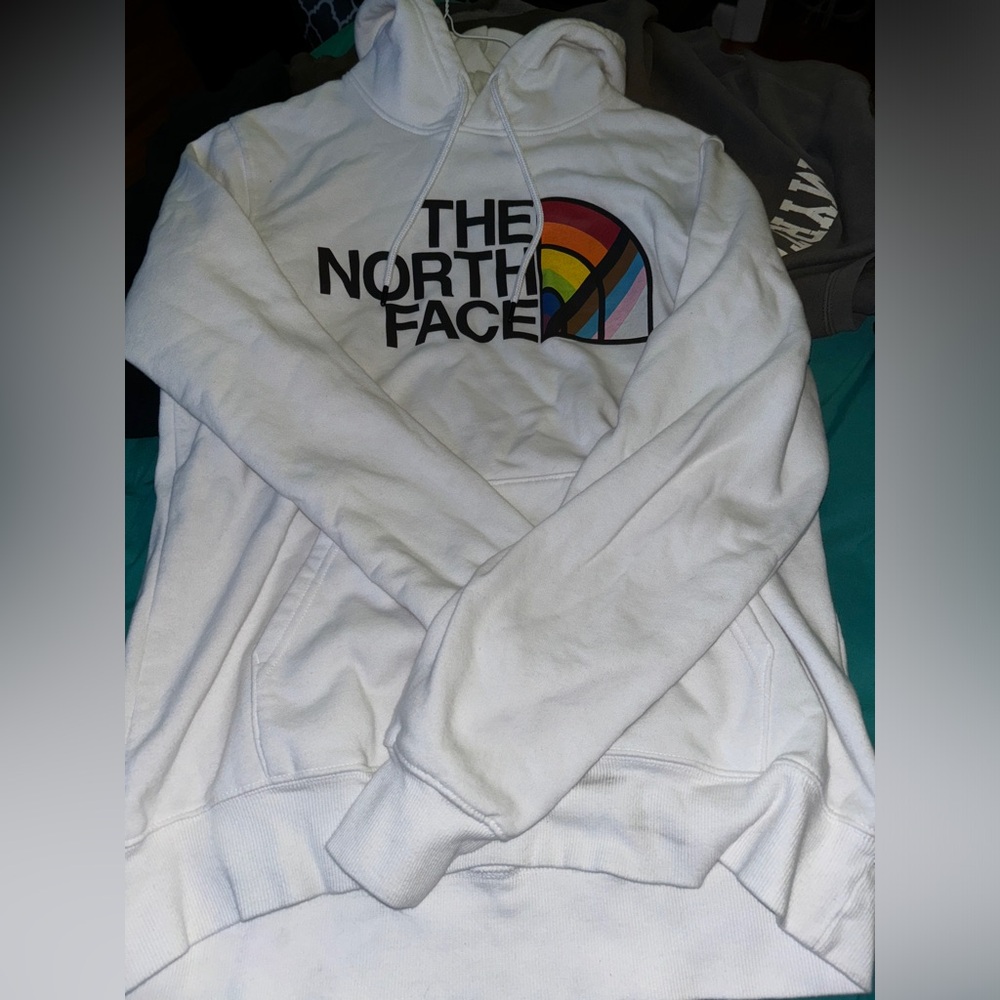 Nice thick hoodie. unisex Medium. I only wore it once.